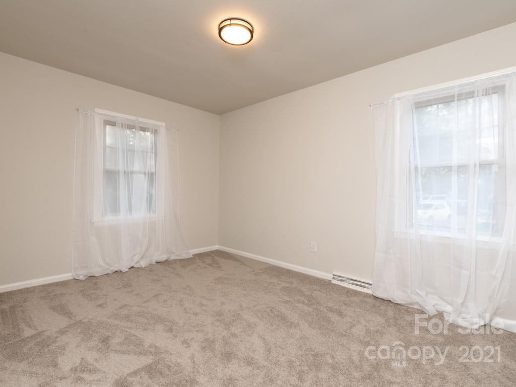 2532 Milton Road Charlotte, NC 28215 - Photo 16 of 27 Gallery Image 16