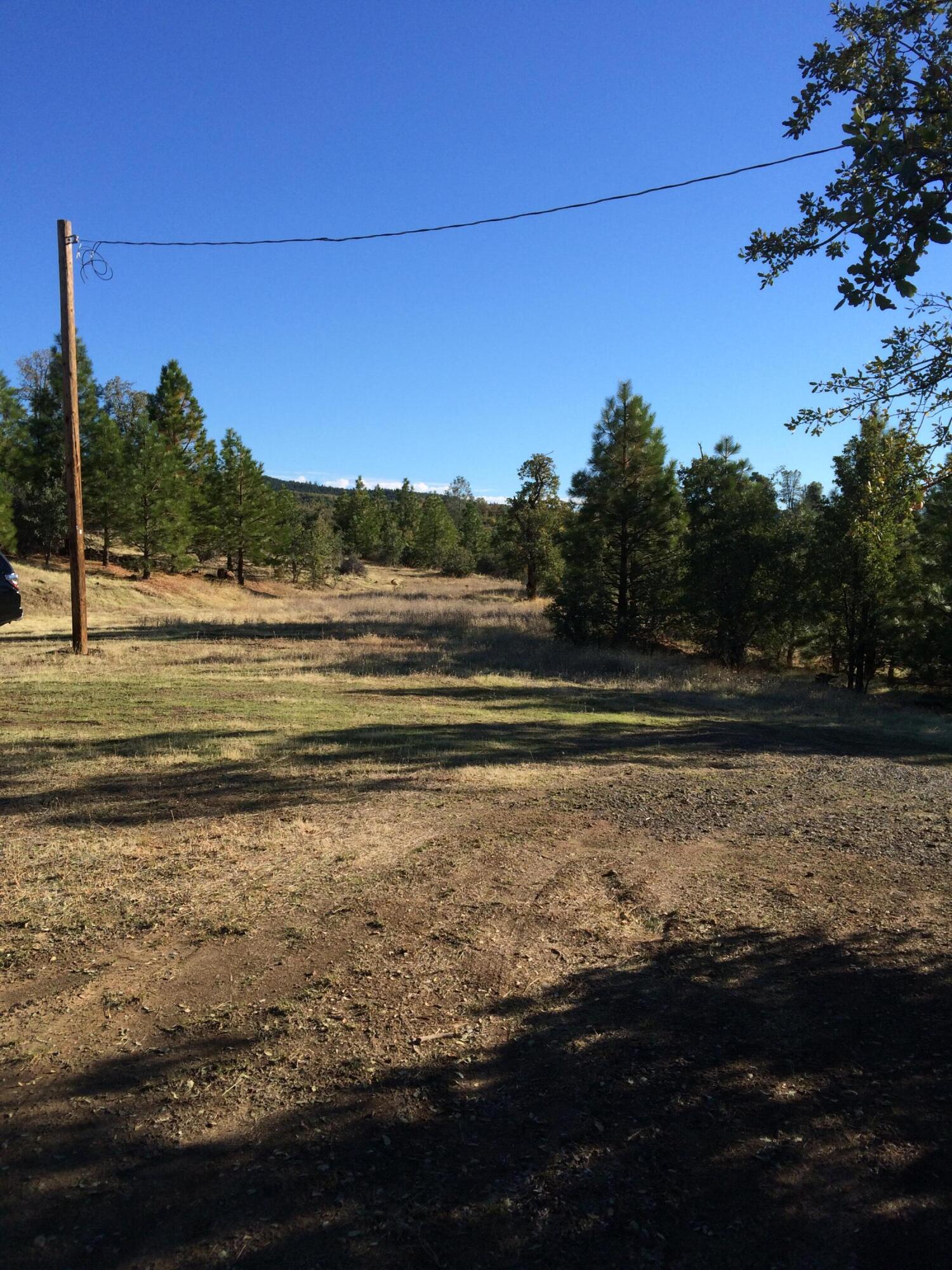 17759 Patterson Ranch Road Round Mountain, CA 96084 - Photo 10 of 24 a view of an ocean