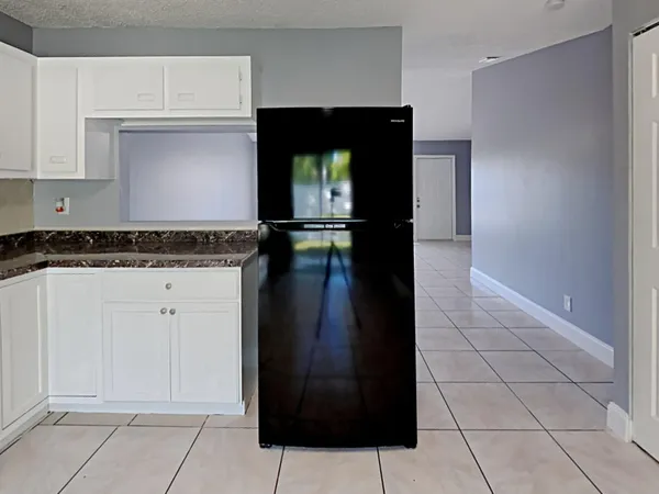$2,880 | 5863 Triphammer Road, Lake Worth, FL 33463