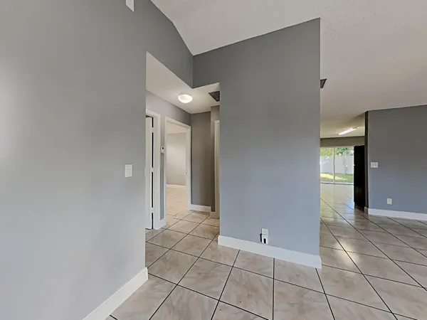 $2,880 | 5863 Triphammer Road, Lake Worth, FL 33463