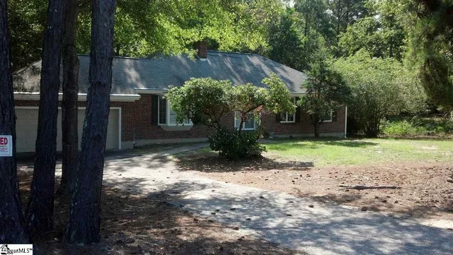 $1,950 | 109 Triangle Pine Road, Fountain Inn, SC 29644