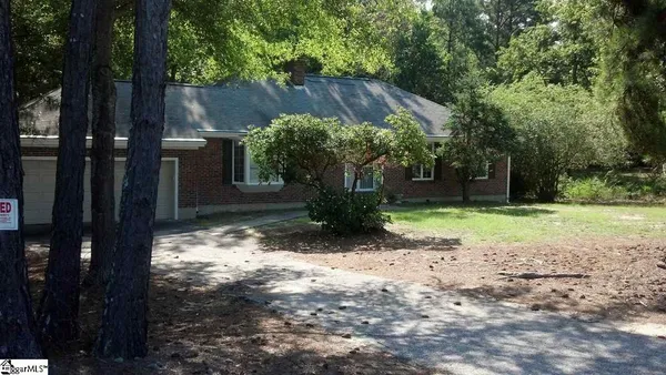 $1,500 | 109 Triangle Pine Road, Fountain Inn, SC 29644