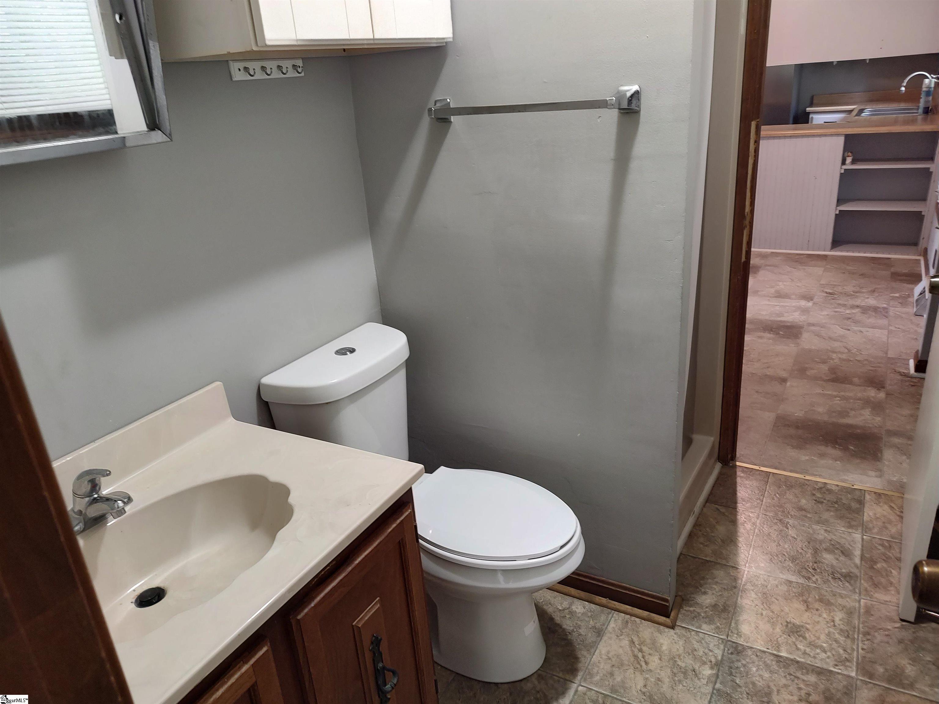 109 Triangle Pine Road Fountain Inn, SC 29644 - Photo 8 of 10