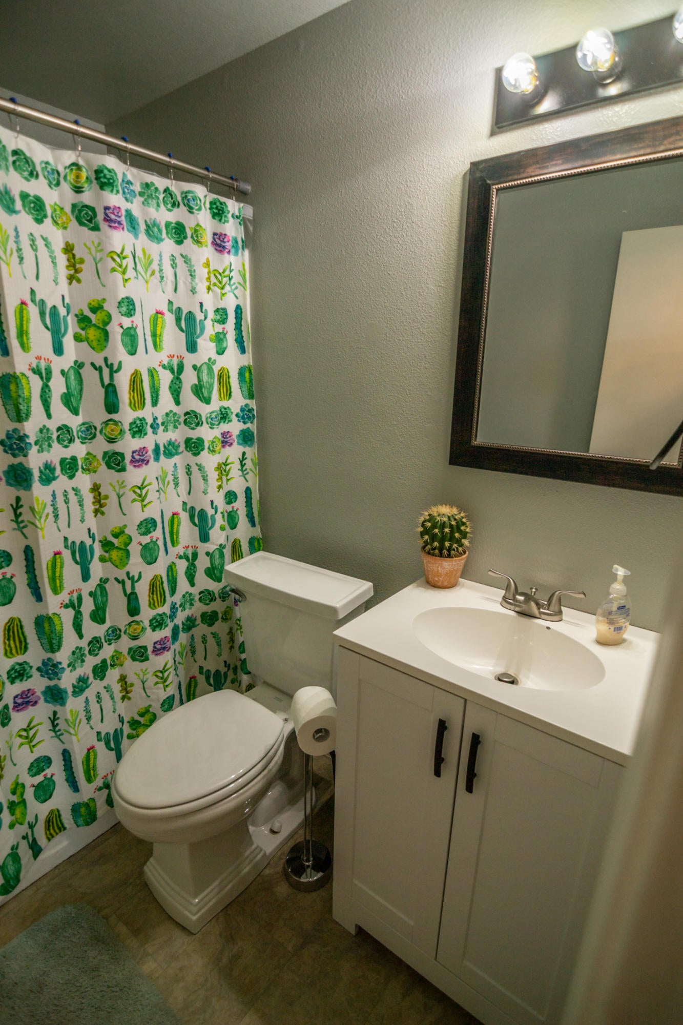 2046 Southwest 33rd Street Redmond, OR 97756 - Photo 13 of 30 DSC_0026