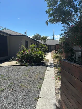 $1,675 | 927 North L Street, Unit B, Lake Worth Beach, FL 33460