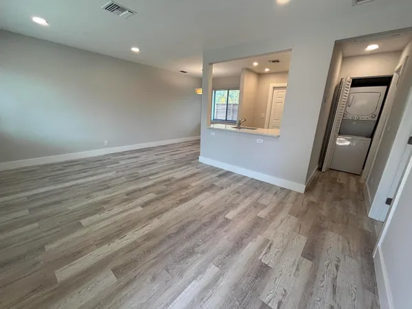 $1,675 | 927 North L Street, Unit B, Lake Worth Beach, FL 33460