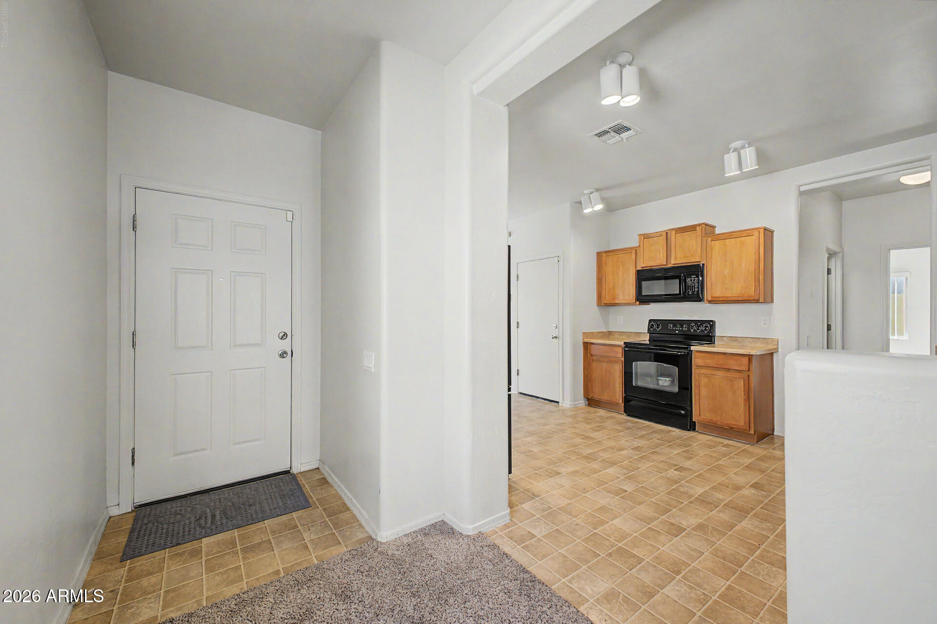 5418 West Carson Road Laveen, AZ 85339 - Photo 4 of 31