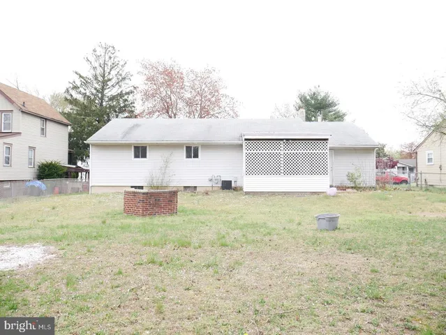 $1,750 | 1228 Heddon Avenue, Paulsboro, NJ 08066