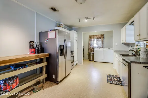 $169,993 | 2168 Alice Drive, Biloxi, MS 39531