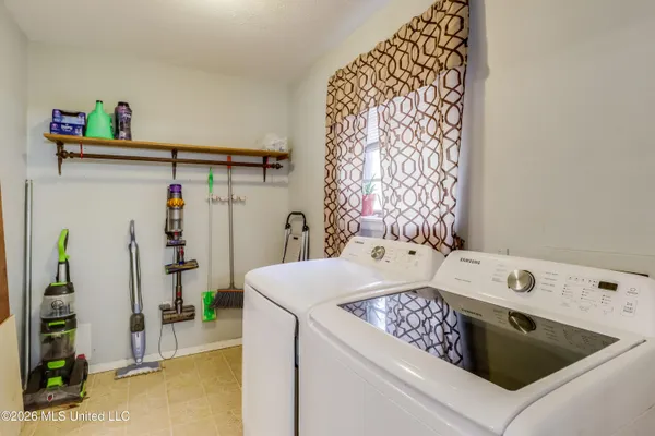 $169,993 | 2168 Alice Drive, Biloxi, MS 39531