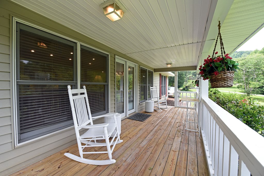 53 Ryan Road Blairsville, GA 30512 - Photo 7 of 12 Gallery Image 7