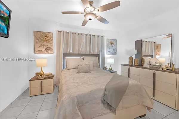 $2,600 | 1675 West 57th Street, Unit 514, Hialeah, FL 33012