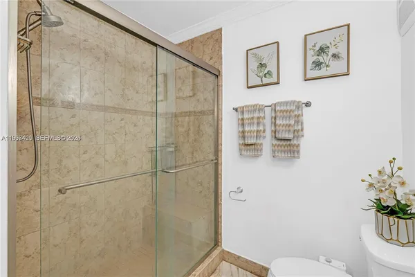 $2,600 | 1675 West 57th Street, Unit 514, Hialeah, FL 33012