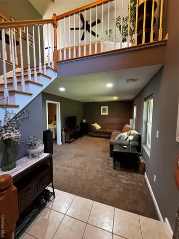 $499,900 | 62 Triangle Of Clearwater Road, Highland, NY 12528