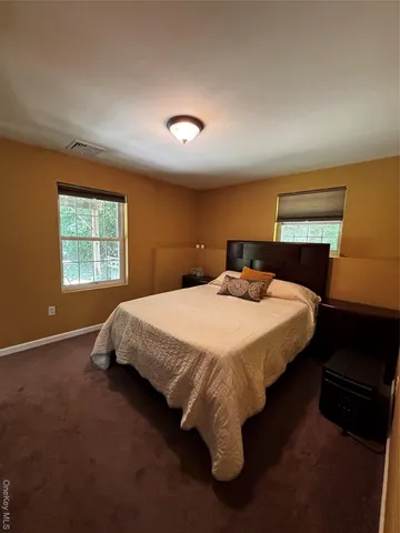 $499,900 | 62 Triangle Of Clearwater Road, Highland, NY 12528