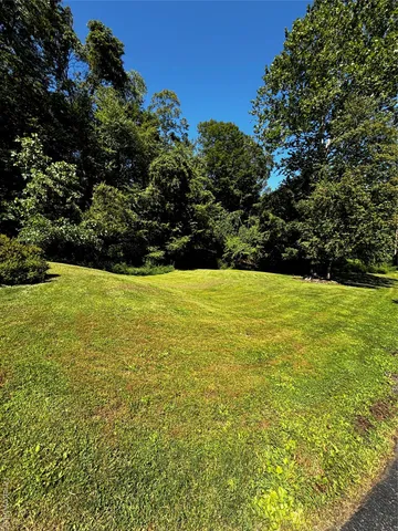 $499,900 | 62 Triangle Of Clearwater Road, Highland, NY 12528