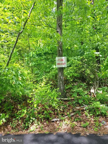 $350,000 | 11336 Crescent Drive, Fairfax, VA 22030