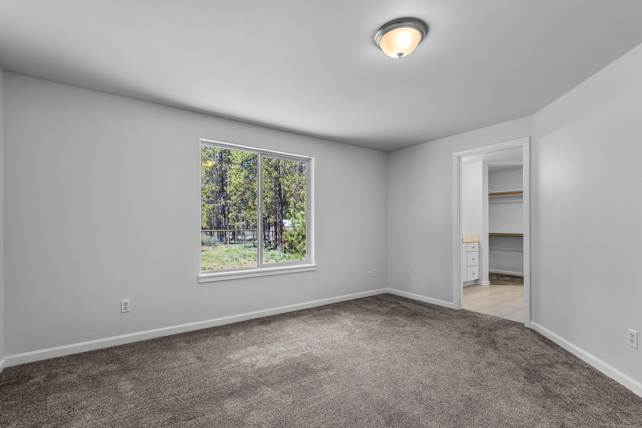 55647 Swan Road Bend, OR 97707 - Photo 12 of 33