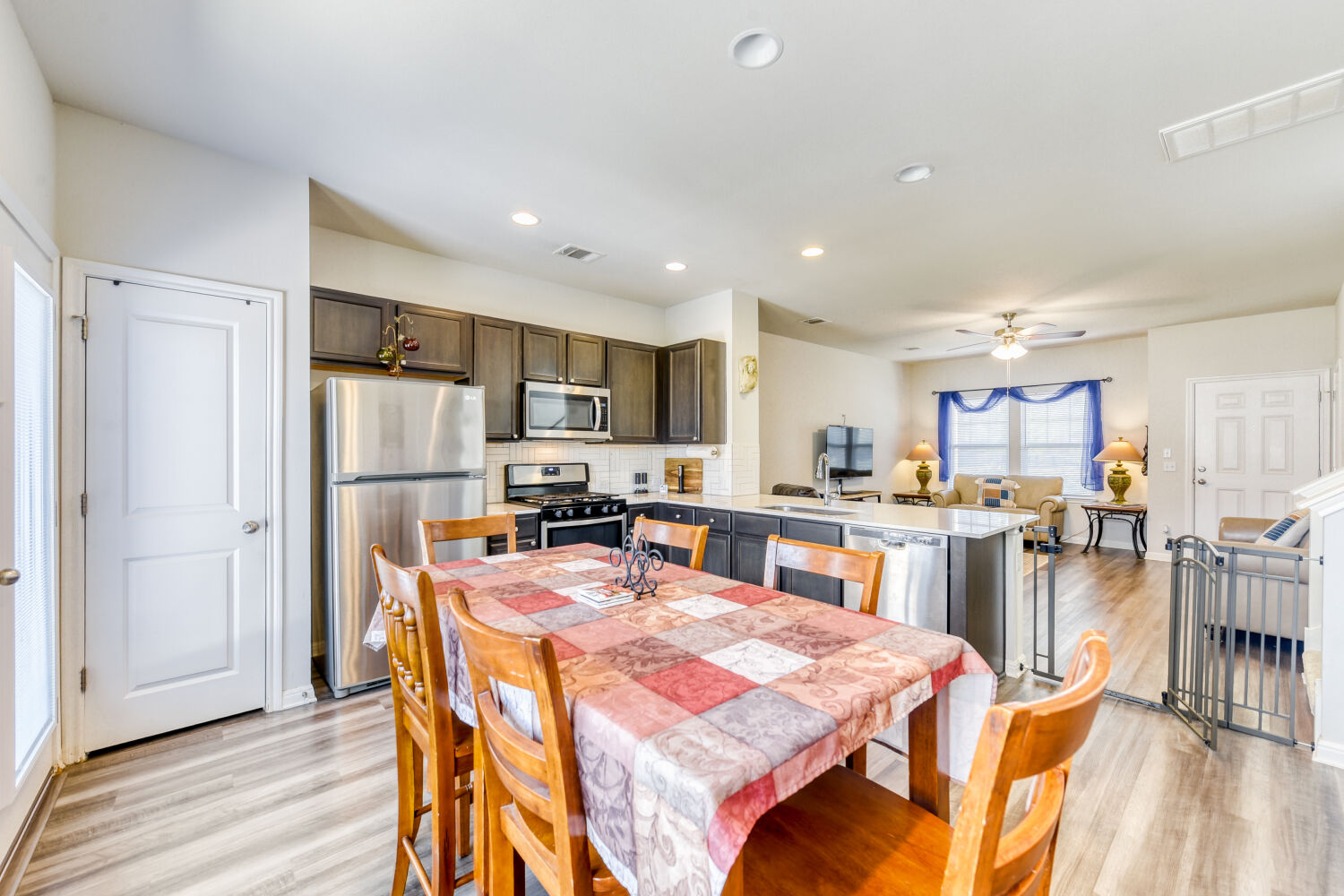 2812 Seneca Path Leander, TX 78641 - Photo 8 of 27