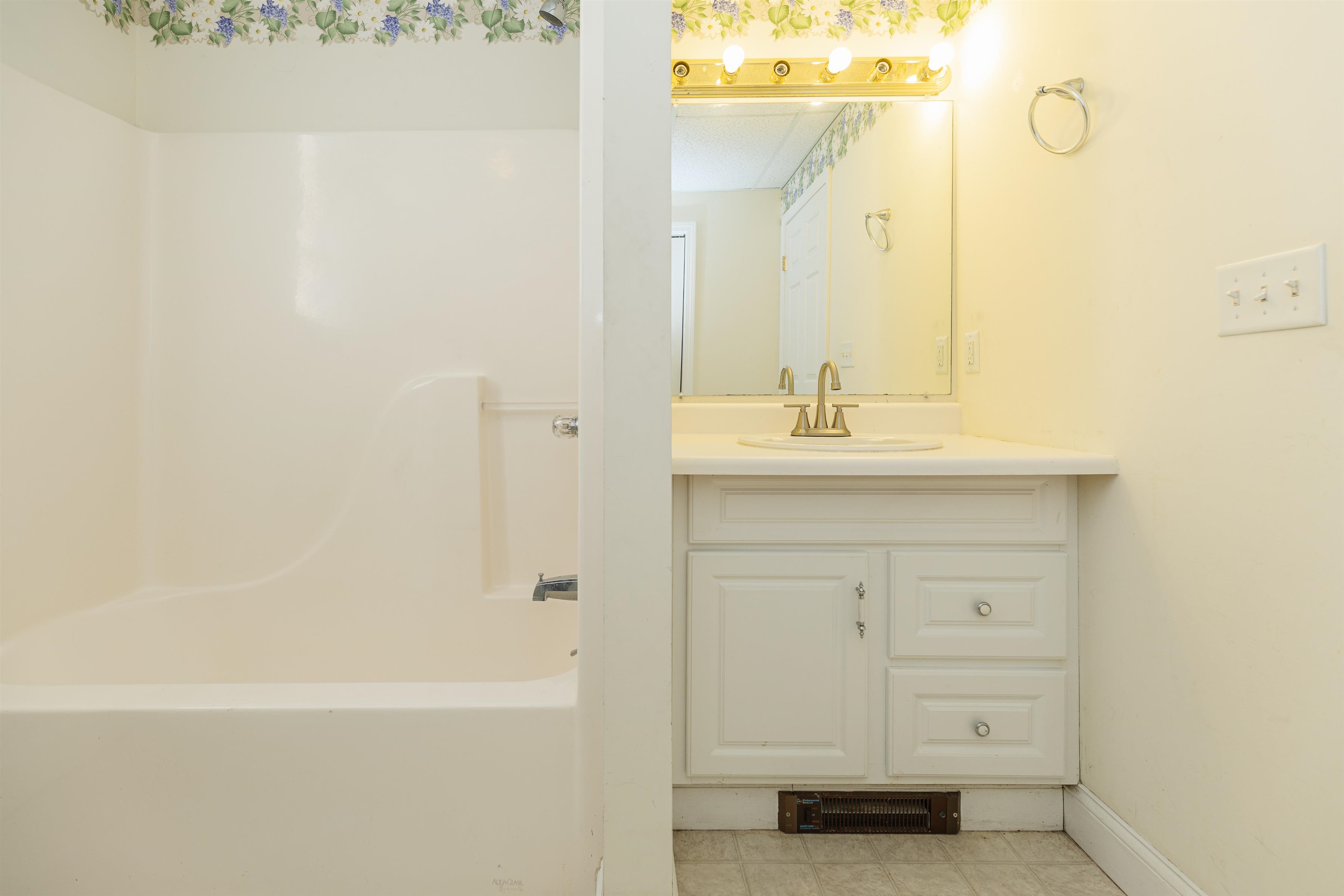 62 Indigo Hill Road Somersworth, NH 03878 - Photo 12 of 33 Gallery Image 12