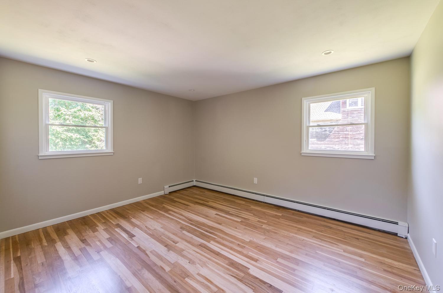 676-678 Oak Summit Road Millbrook, NY 12545 - Photo 20 of 38 Spacious primary bedroom