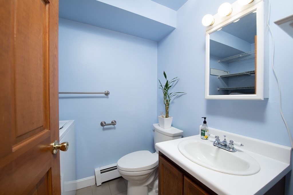 7 Cummings Road, Unit 4 Boston, MA 02135 - Photo 12 of 19