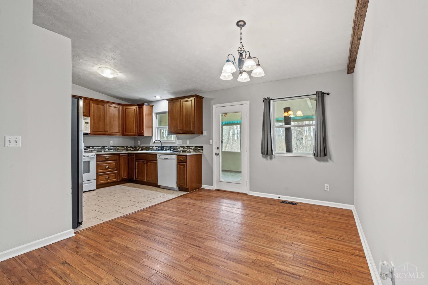 209 Deershadow Road Maineville, OH 45039 - Photo 6 of 36