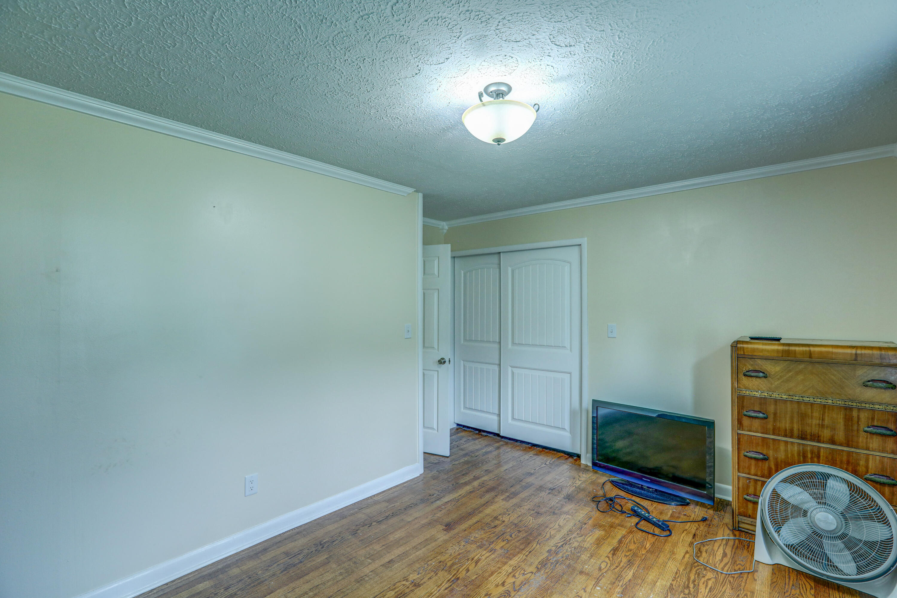 5620 Carters Valley Road Mount Carmel, TN 37645 - Photo 32 of 42 B42A8603_4_5_6_7