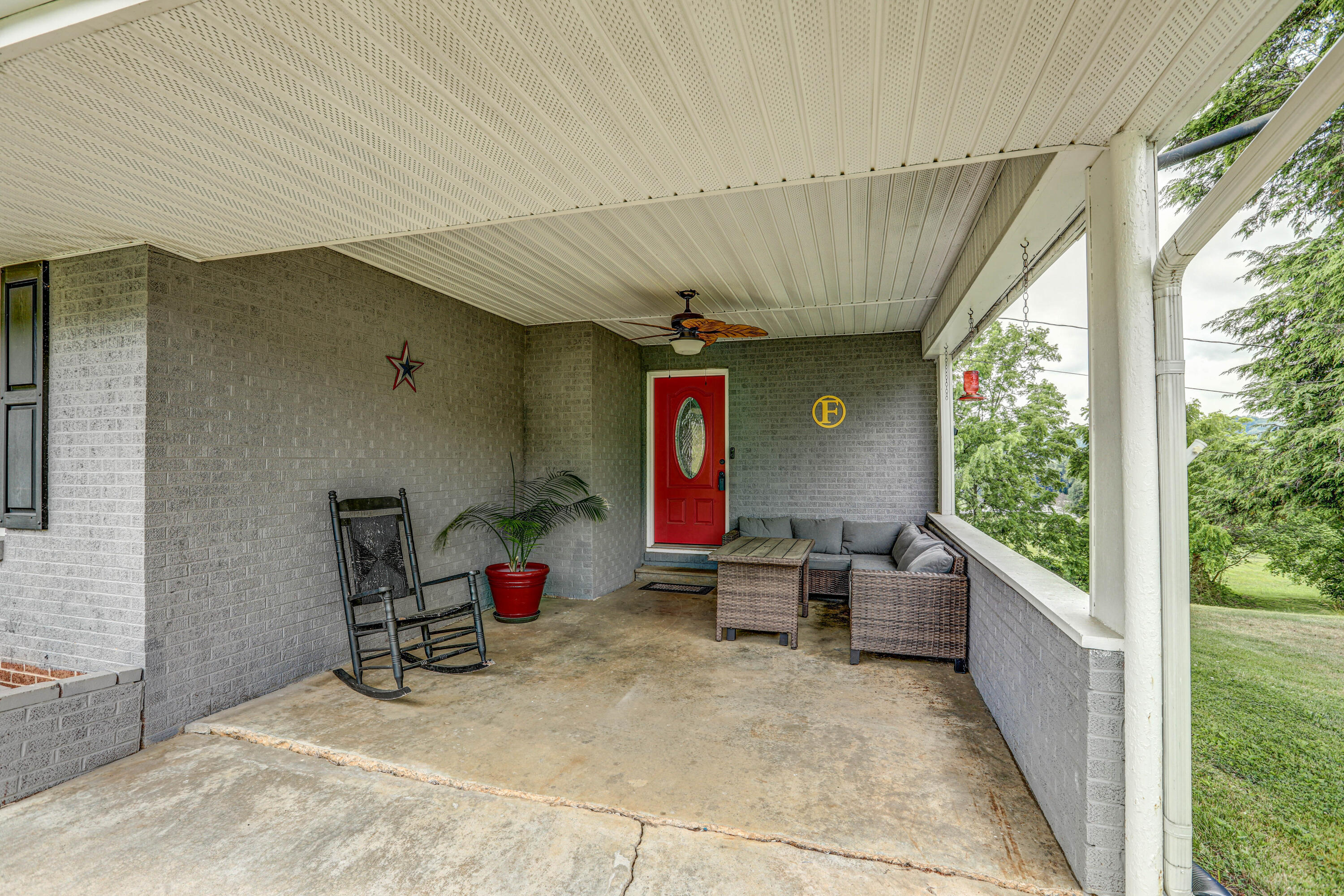 5620 Carters Valley Road Mount Carmel, TN 37645 - Photo 6 of 42 B42A8473_4_5_6_7