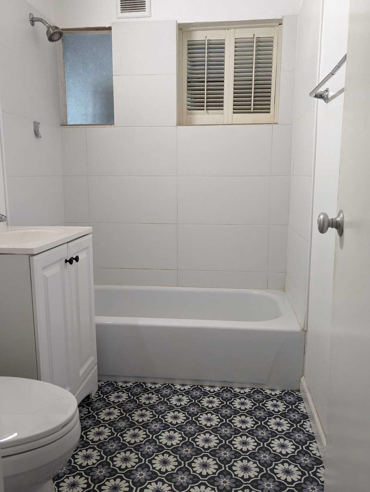 3082 Gulfstream Road Palm Springs, FL 33461 - Photo 12 of 17 Updated Bathroom