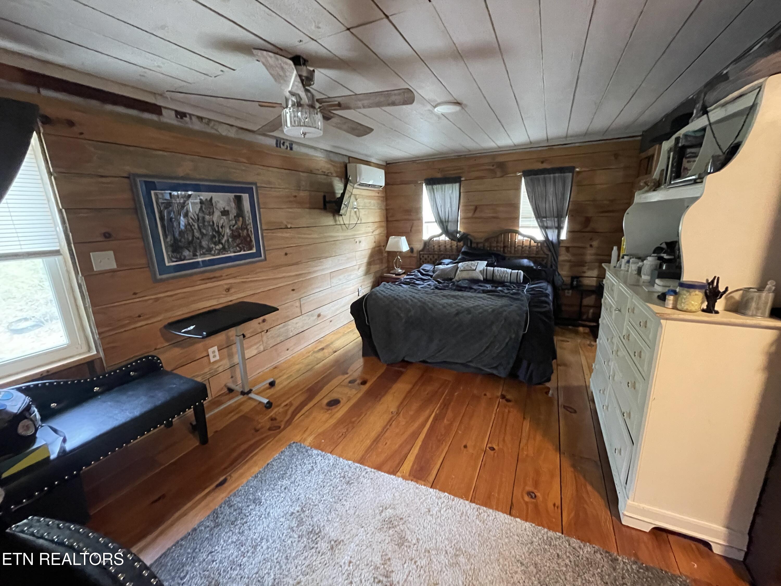 192 Massingale Road Tellico Plains, TN 37385 - Photo 19 of 36 Main Suite