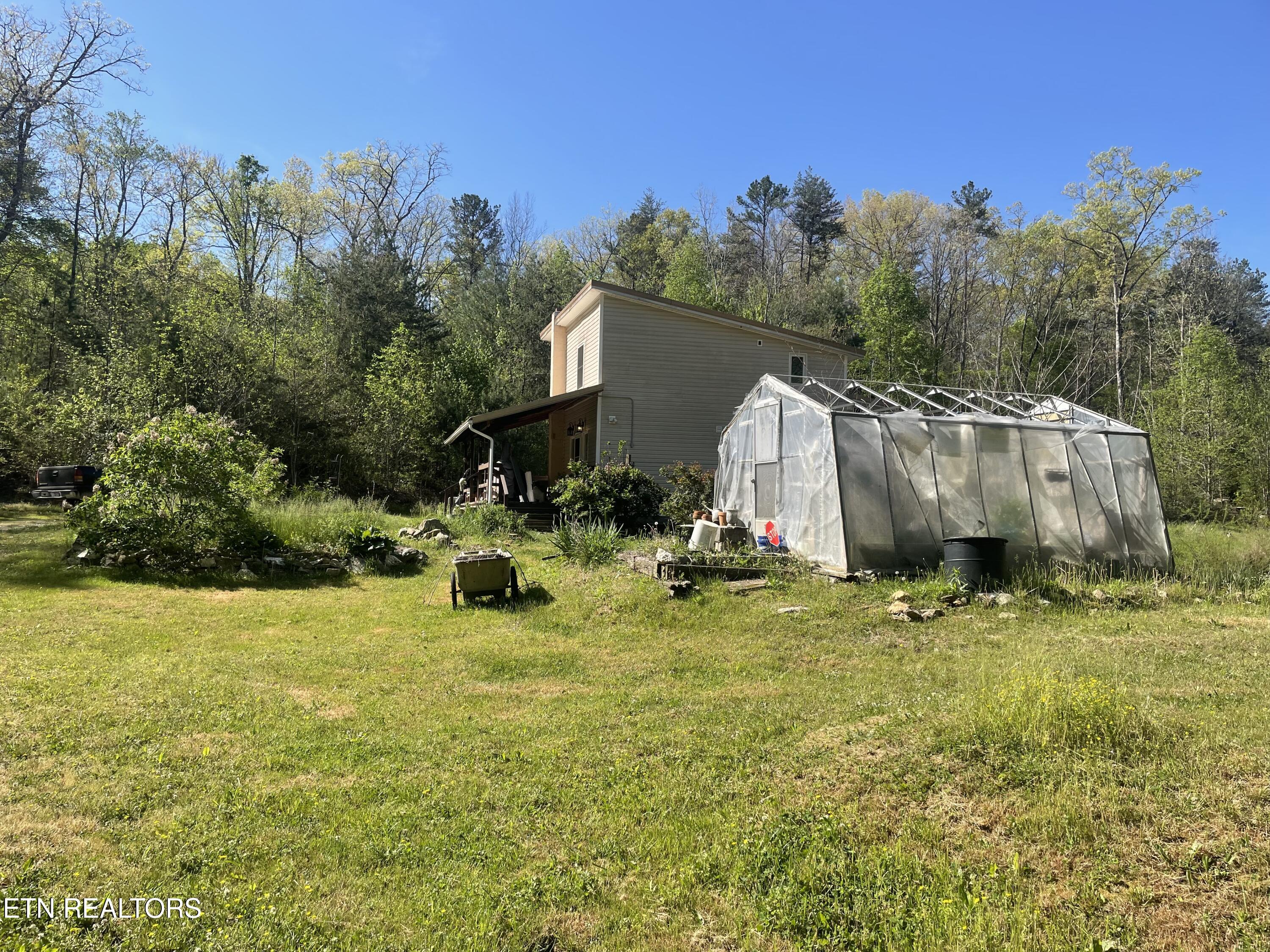 192 Massingale Road Tellico Plains, TN 37385 - Photo 3 of 36 3