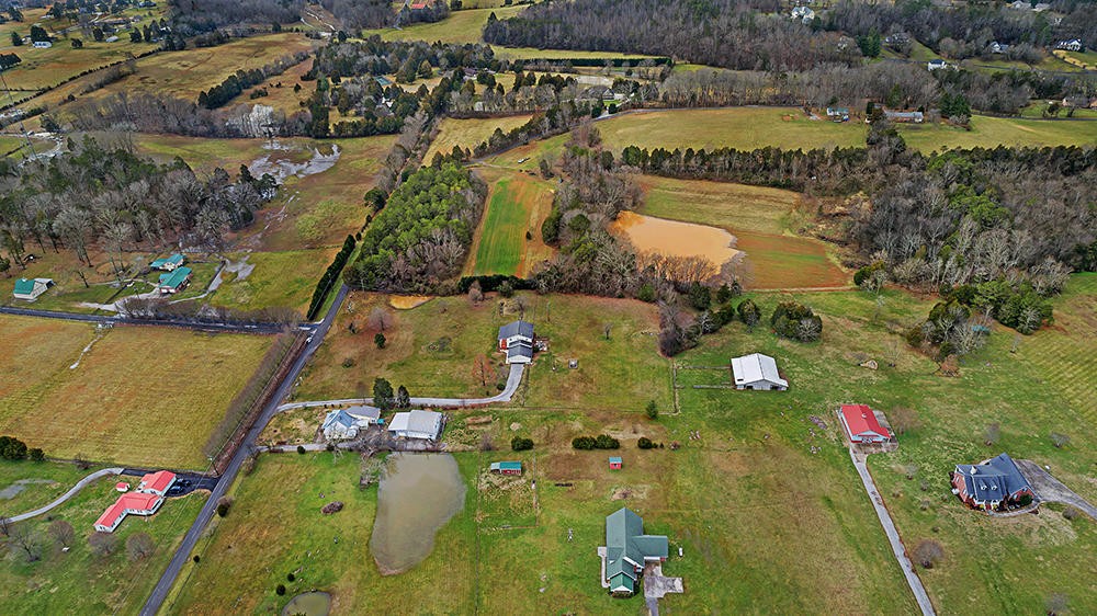 7922 Majors Road Corryton, TN 37721 - Photo 8 of 39 an aerial view of residential houses with outdoor space