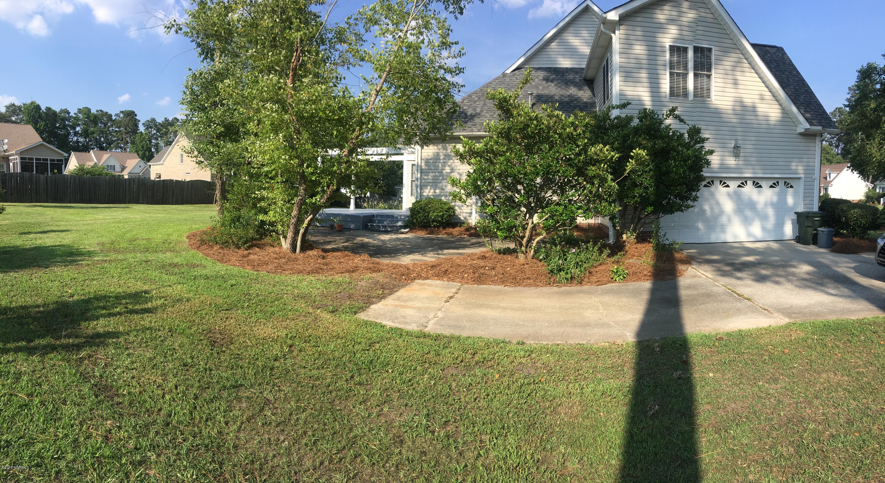 1601 Pelham Road Winterville, NC 28590 - Photo 52 of 53 side yard