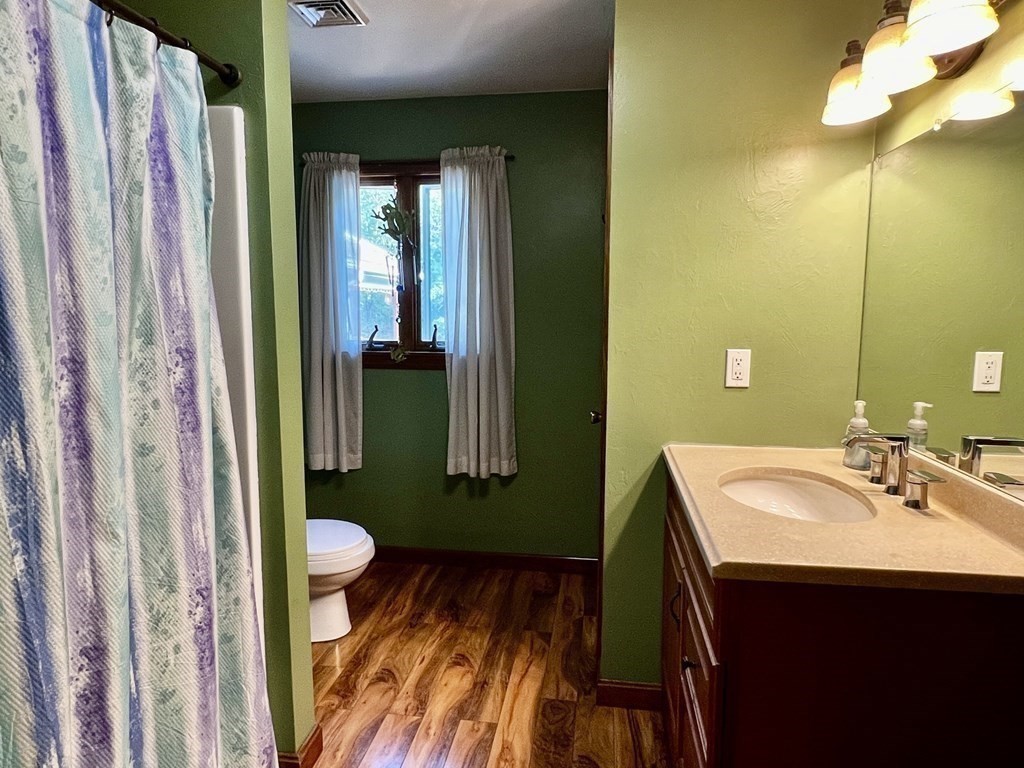 10 Hammerock Road Charlton, MA 01507 - Photo 15 of 31