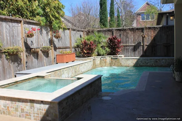 $7,500 | 4112 Blossom Street, Houston, TX 77007