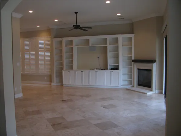 a view of entryway with a hallway