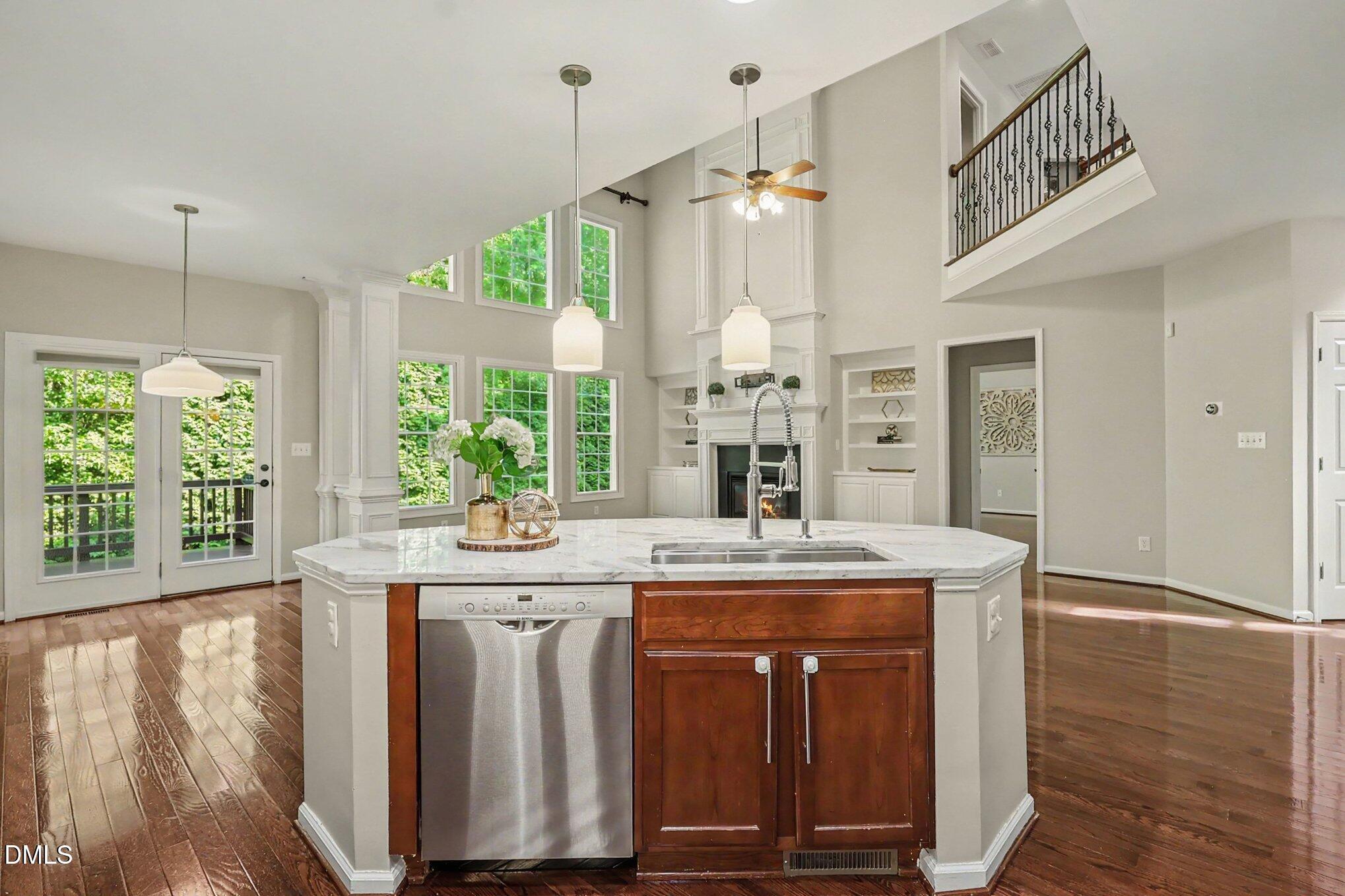 4013 Red Grape Drive Raleigh, NC 27607 - Photo 9 of 27 009_file_6046