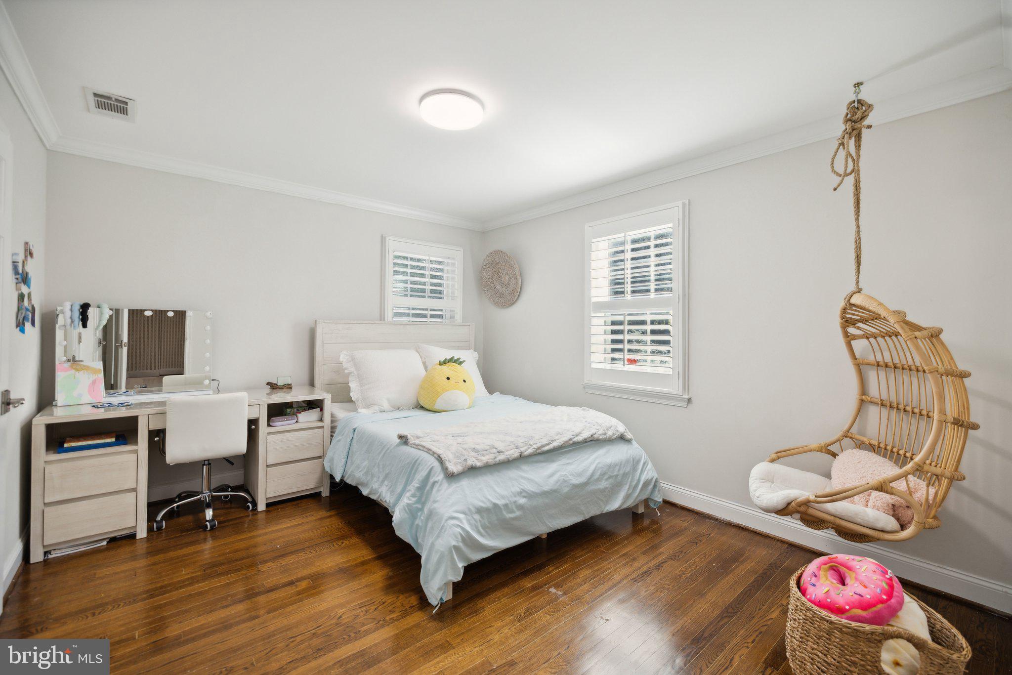 7701 Hackamore Drive Potomac, MD 20854 - Photo 17 of 28 Bedroom 2