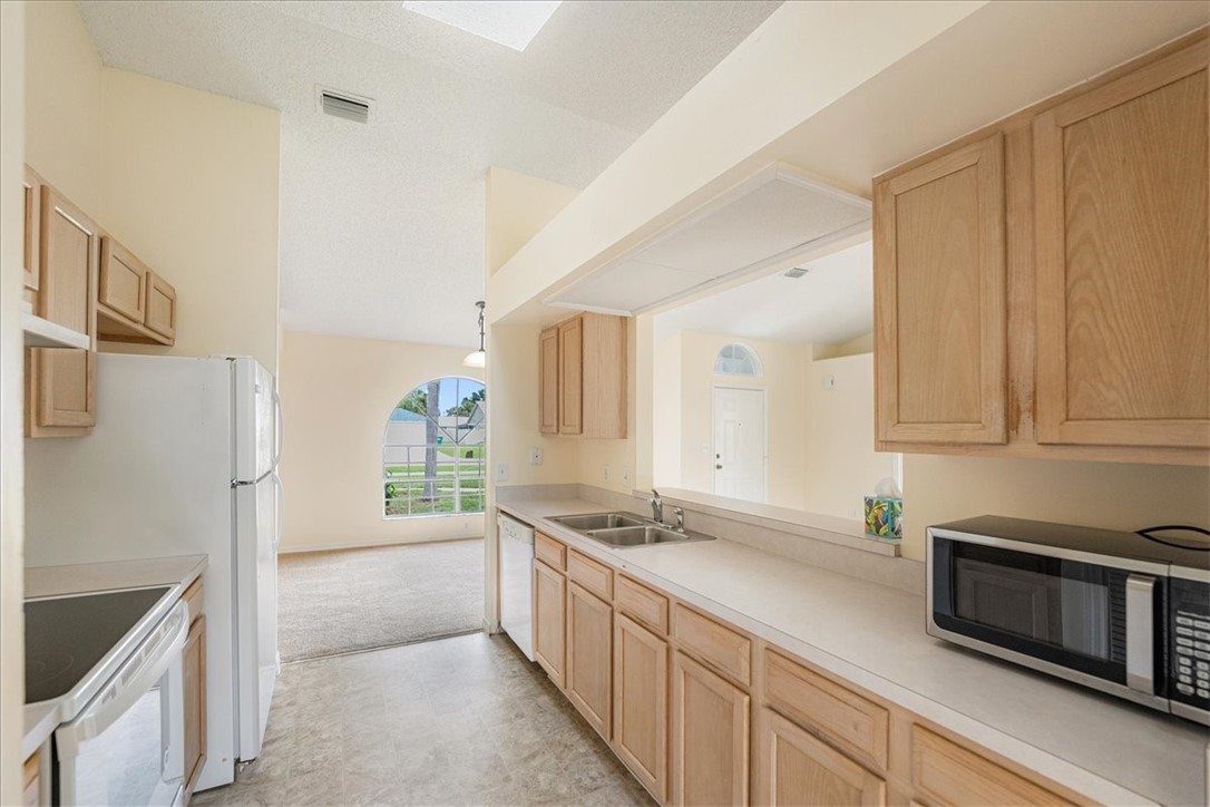 1545 Barber Street Sebastian, FL 32958 - Photo 6 of 29