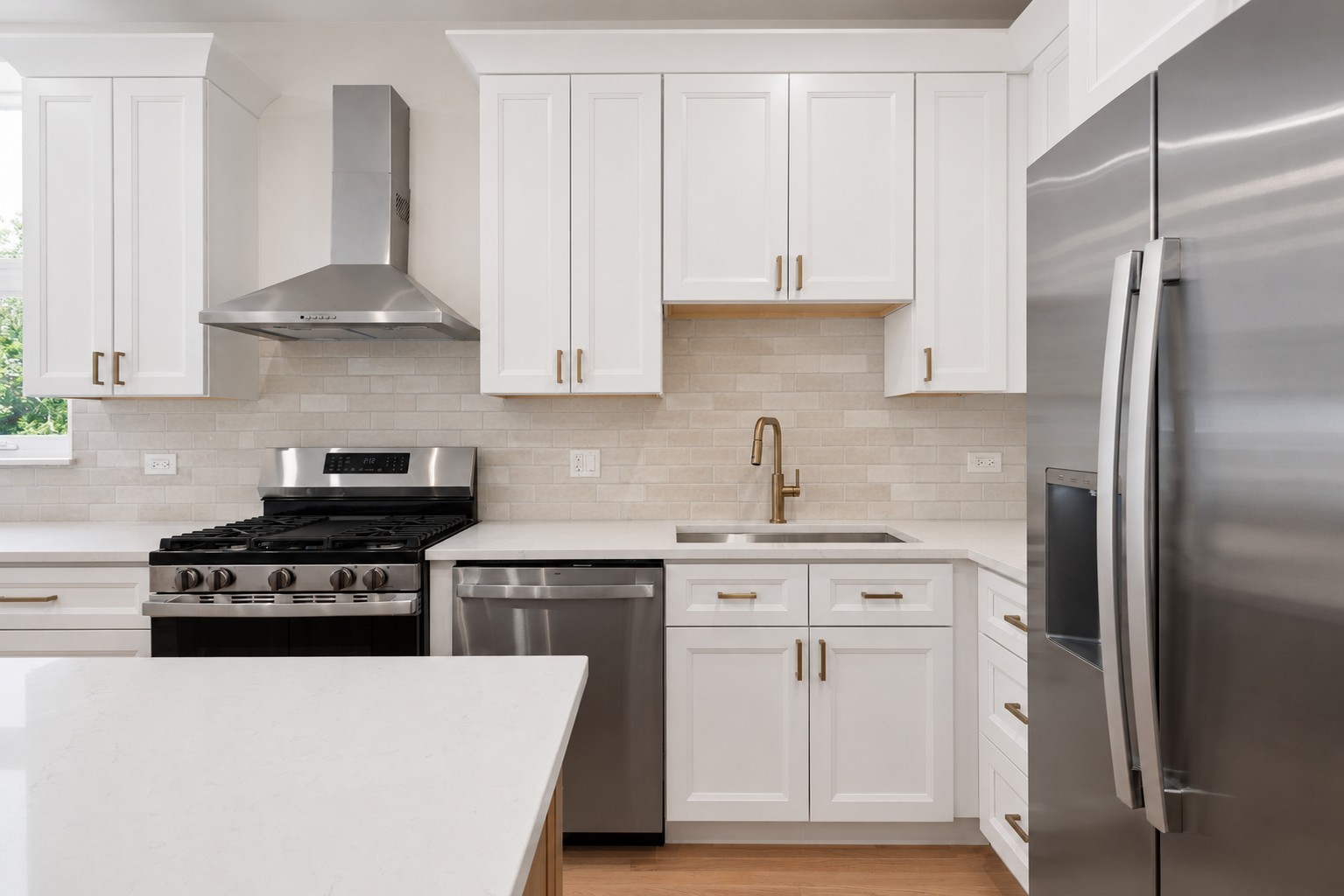 848 West George Street, Unit 3 Chicago, IL 60657 - Photo 6 of 19