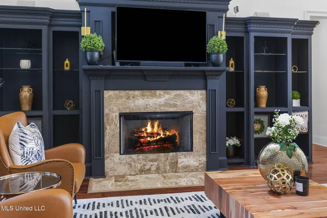 $889,900 | 131 Lakeshire Parkway, Canton, MS 39046