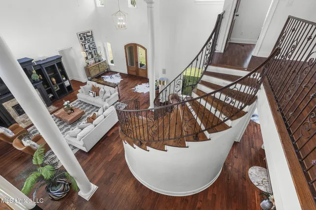 $889,900 | 131 Lakeshire Parkway, Canton, MS 39046