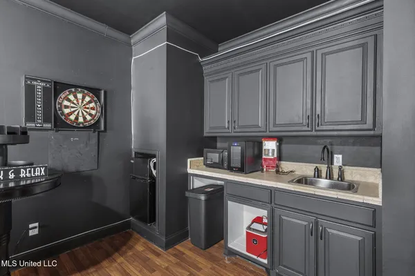 $849,900 | 131 Lakeshire Parkway, Canton, MS 39046