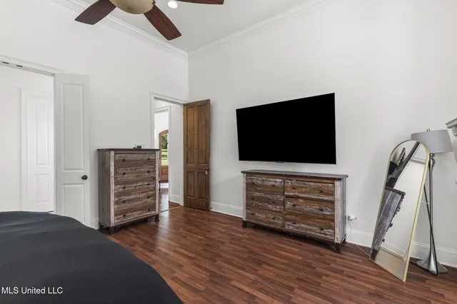 $889,900 | 131 Lakeshire Parkway, Canton, MS 39046