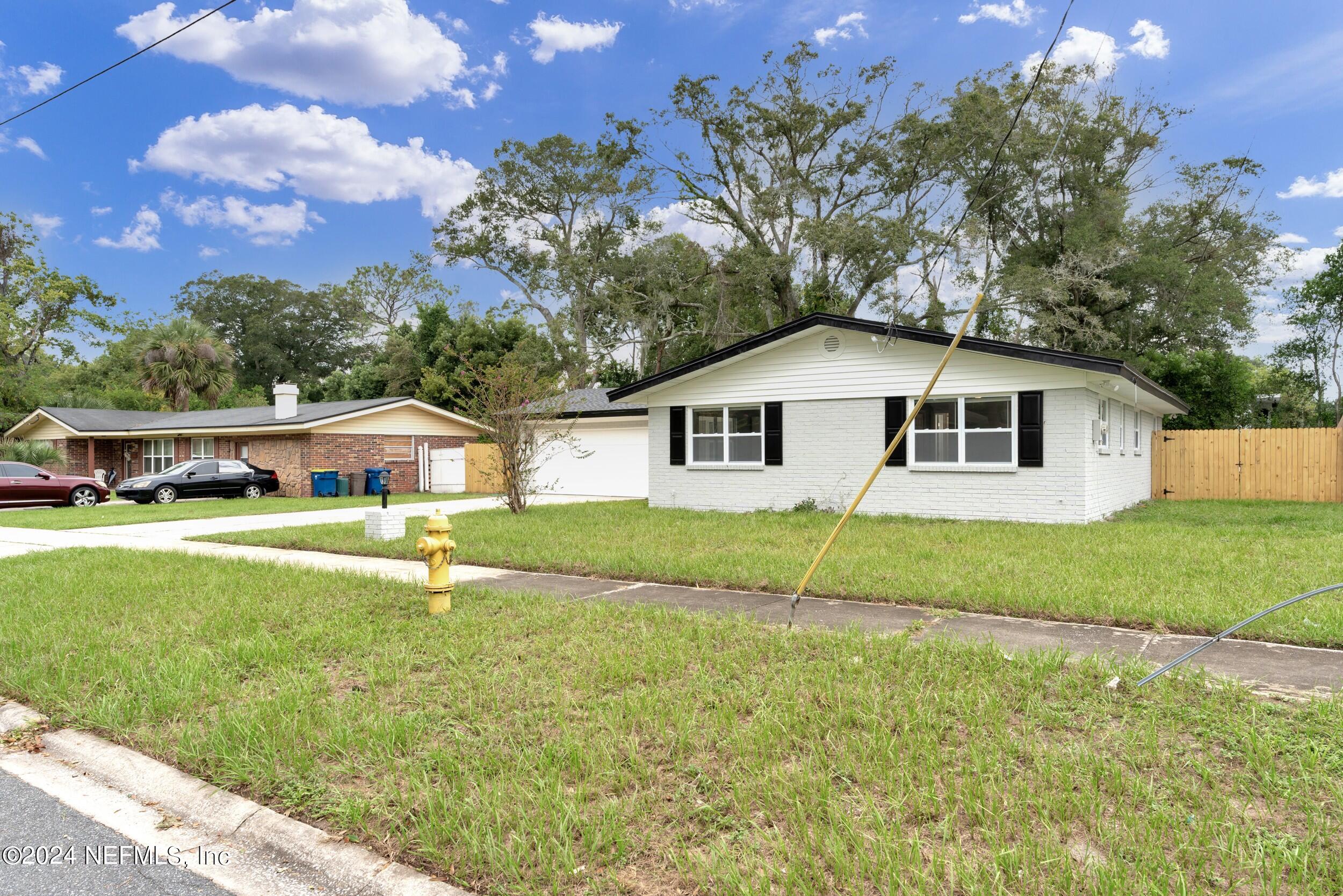 8181 Vermanth Road Jacksonville, FL 32211 - Photo 3 of 36 homeprimemedia (3)