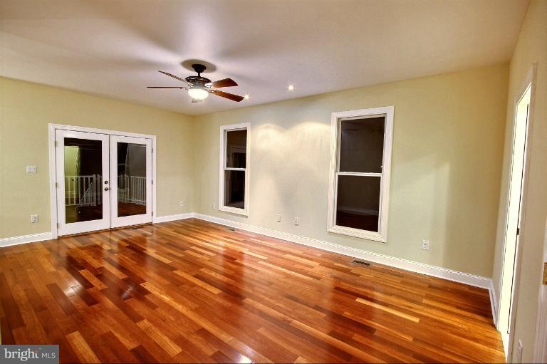 315 Upperlanding Road Essex, MD 21221 - Photo 19 of 30 Family Room