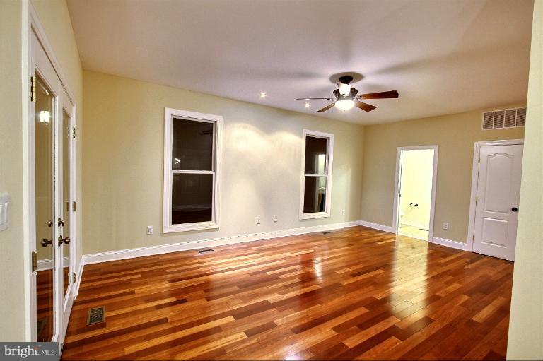 315 Upperlanding Road Essex, MD 21221 - Photo 23 of 30 Family Room