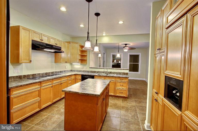 315 Upperlanding Road Essex, MD 21221 - Photo 24 of 30 Kitchen