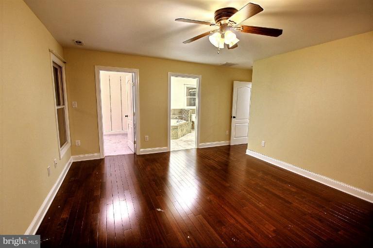 315 Upperlanding Road Essex, MD 21221 - Photo 4 of 30 Bedroom (Master)